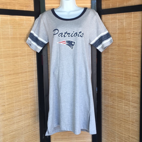 SOLD NWOT PATRIOTS FAN GEAR DRESS - Picture 2 of 4
